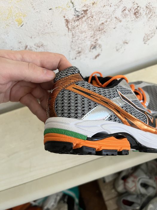 Кроссовки сетка Mizuno Wave laser 2 оригинал размер 42 27 см новые