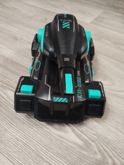Продам танк на радиоуправлении