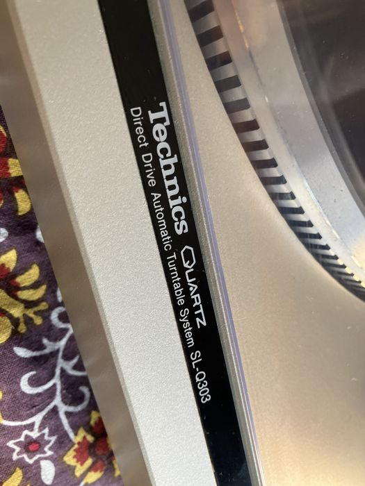 Gira discos technics