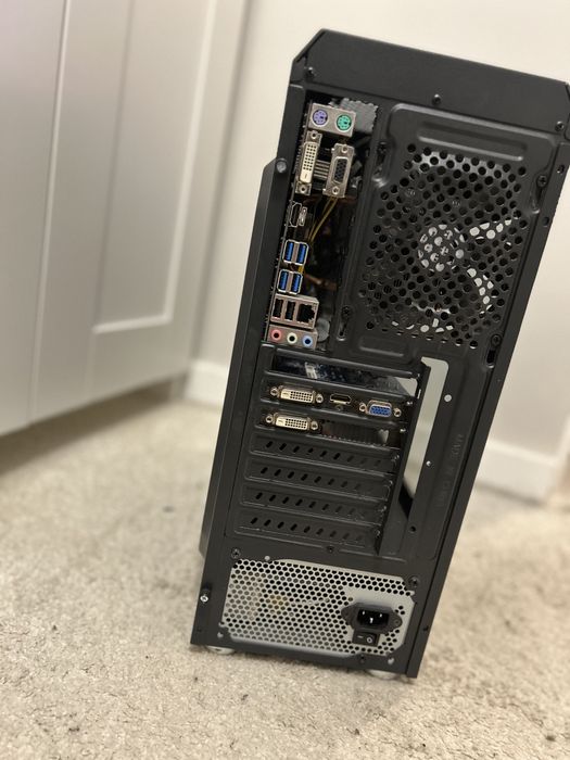 Komputer gamingowy amd ryzen 7 + DARMOWY MONITOR!