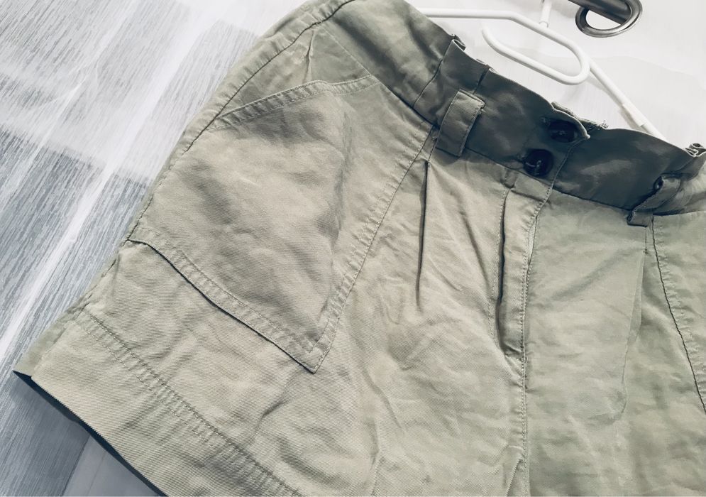 Spodenki khaki 42