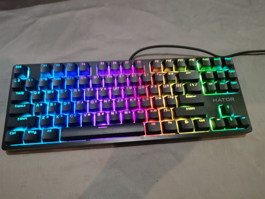 Механічні клавіатури Hator!  
Мишка Hator !
Мишка Hator !