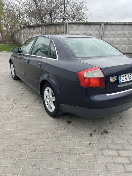 Ауді а4б6 2003 дизель 2.5