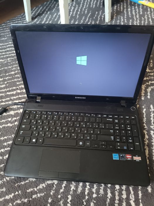 Ноутбук Samsung np 355