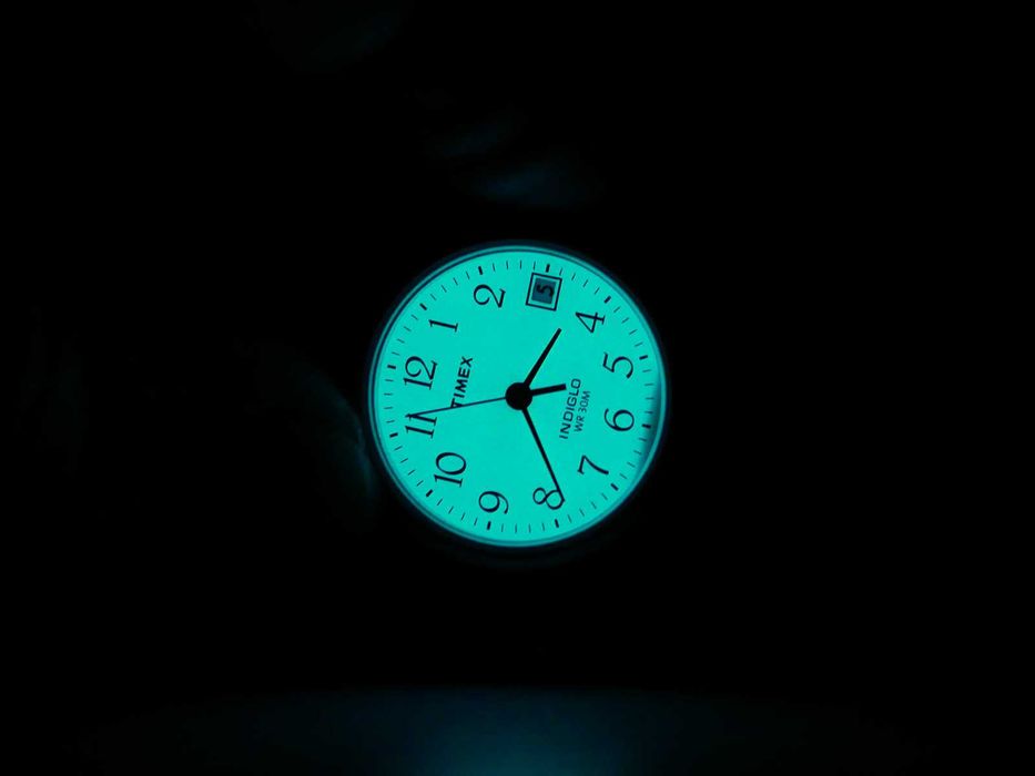Жіночий годинник Timex T2H391 Ø25мм Easy Reader з білим шкіряним ремінцем