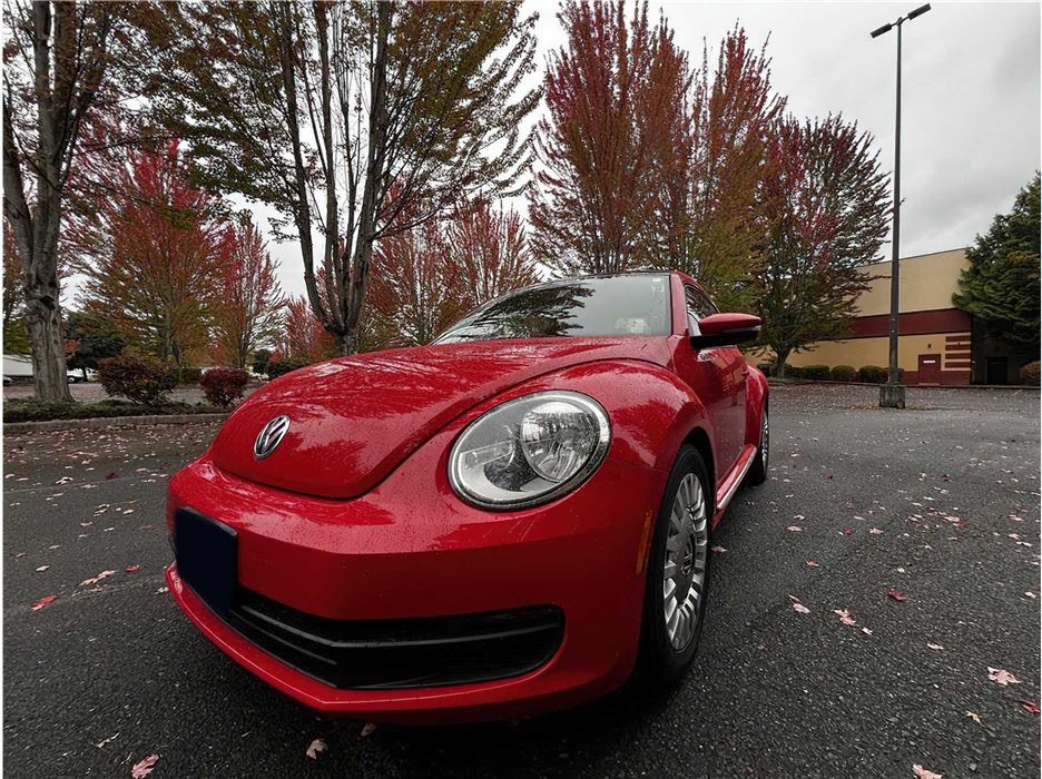 Volkswagen Beetle      2015
