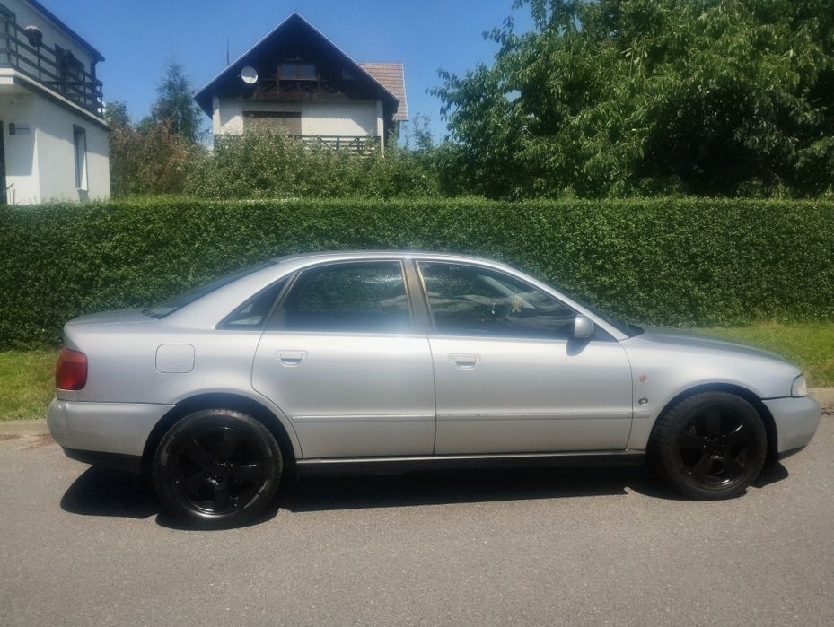Audi A4 B5 2,6 v6 Super stan