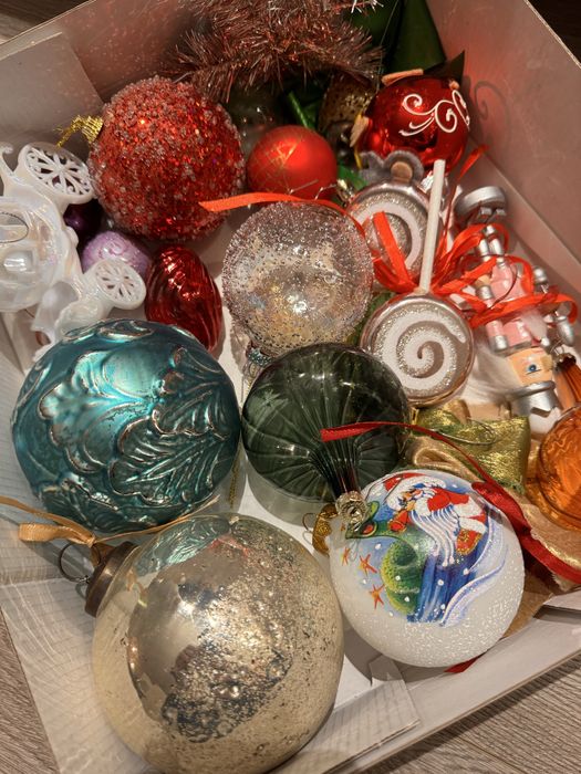 Новорічні прикраси, інрашки на ялинку. Ціна за все