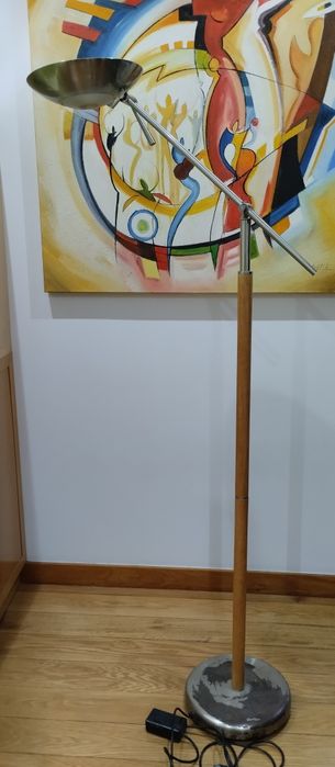 Floor Lamp in Fair Condition