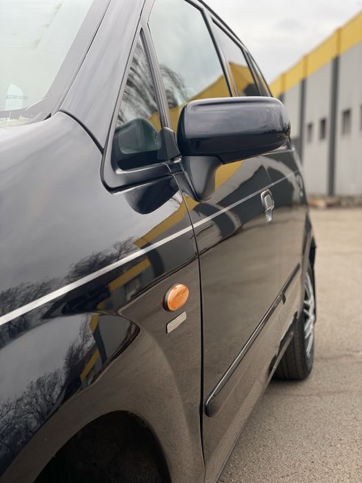 Mazda Premacy 2004року