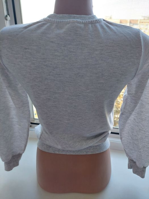 Кофта на  дівчинки  8-9р