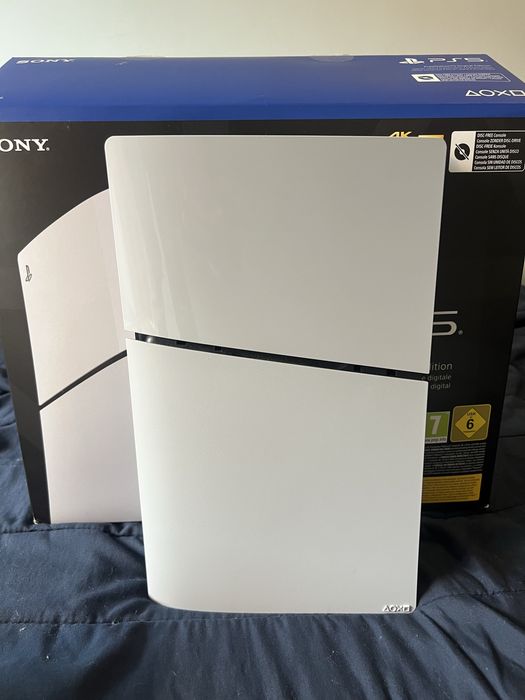 PS5 Slim Digital 1TB + 2 comandos + garantia | 380 €