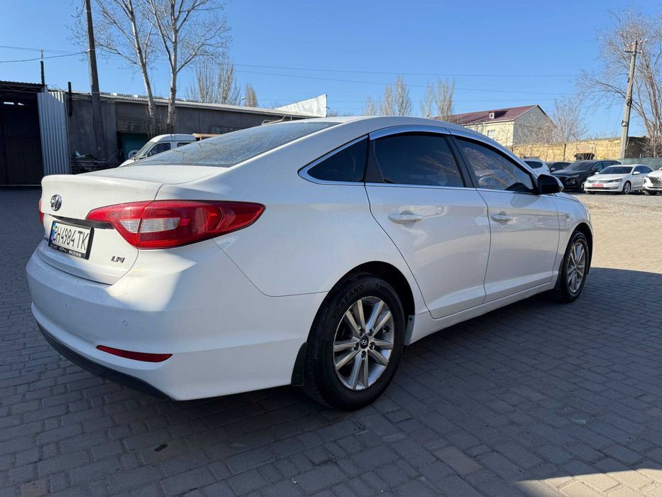 Сдам авто в аренду под такси Sonata K5 LEAF Prius 2014-2018 на газу