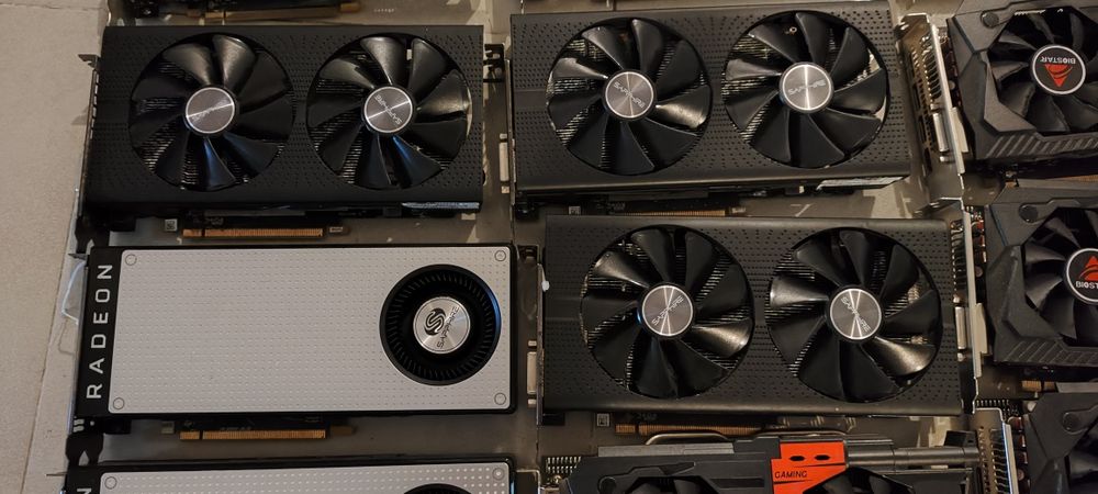 AMD Graphics Cards 11 – RX 570 8 GB and 5 – Radeon 470 4 GB64739579441411123