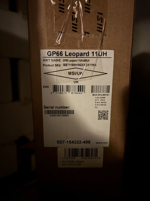 Laptop MSI Leopard 11UH z monitorem AOC 155 hz