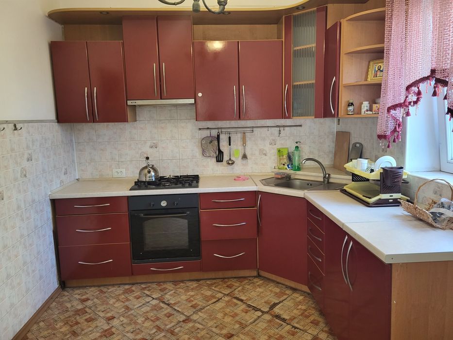 Сдам 2-х этажный дом в с. Фонтанка-2 близько к дороге