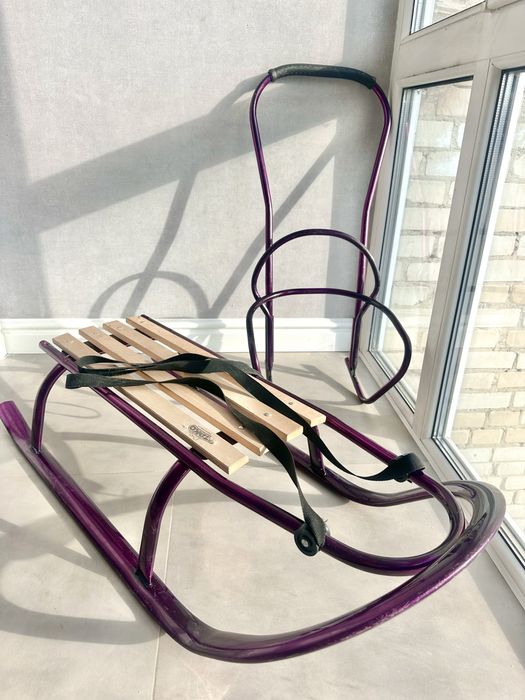Дитячі санки Tako з ручкою, металеві, фіолетові, гарний стан