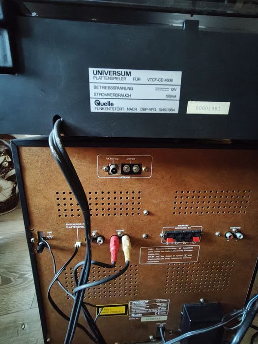 Wieża stereo UNIVERSUM