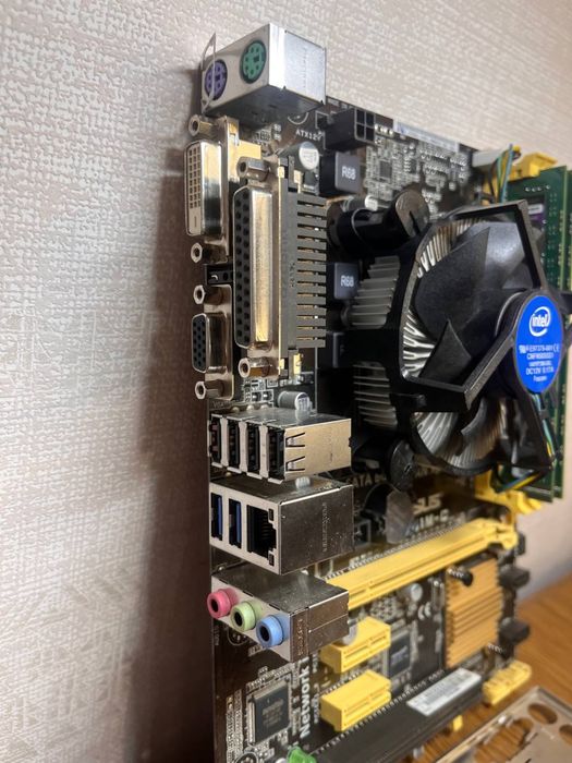 Комплект ASUS H81M-C i5-4460 16 gb ddr3