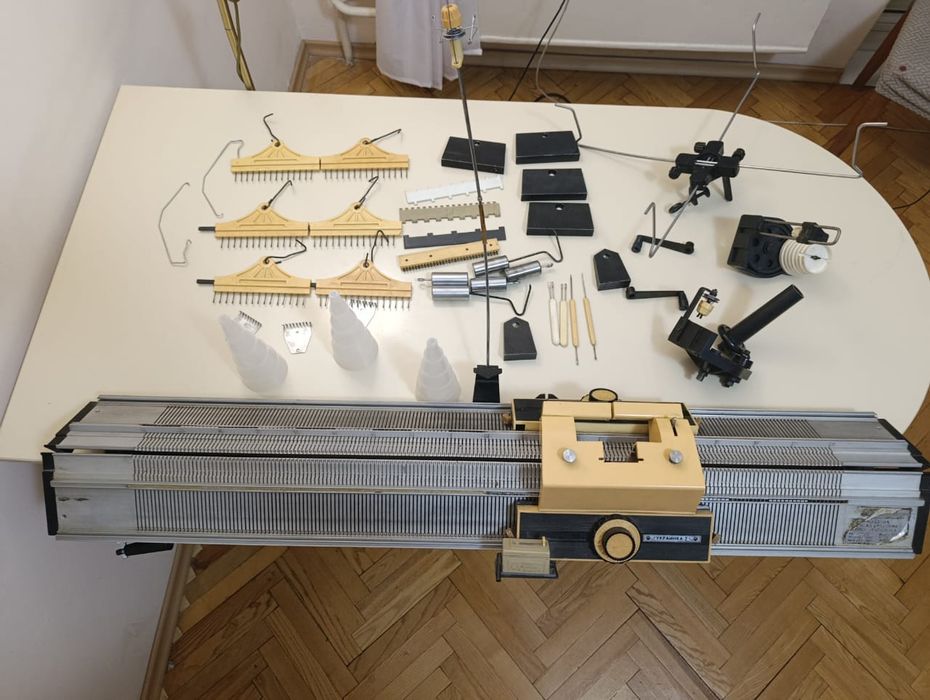 Вязальная машинка Украинка 2