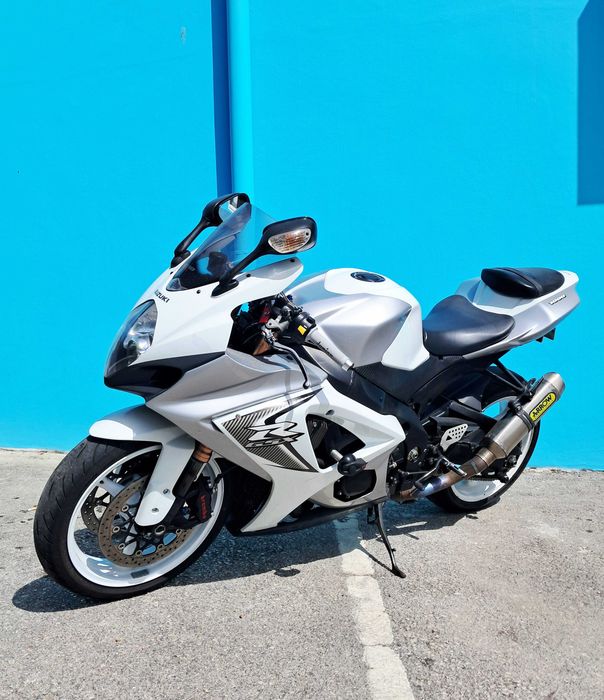 Suzuki GSXR 1000 K8