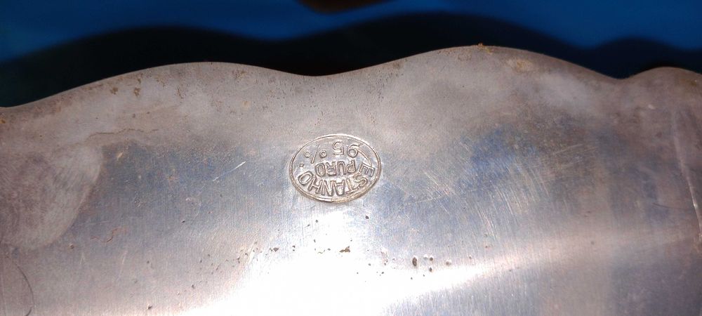 Fonte decorativa em madeira e estanho 95%