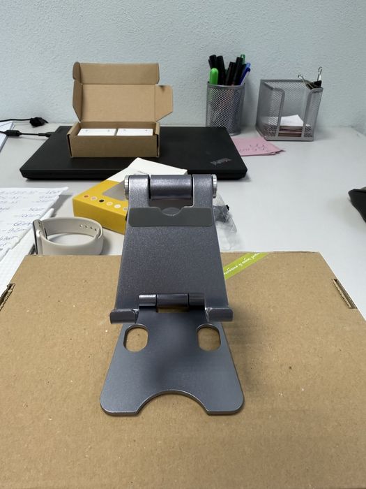 Підставка для телефону на стіл