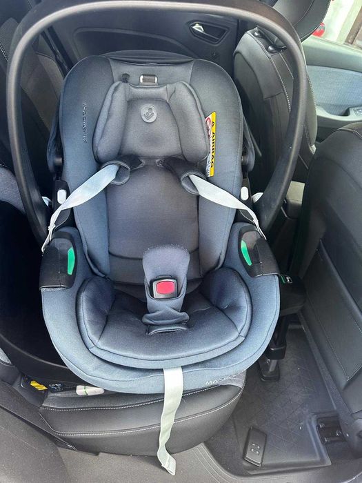 Fotelik samochodowy Maxi-Cosi Pebble pro 360 z bazą
