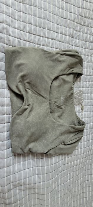 Satinva Goddess Longsleeve– Smoke Green S 
Biustonosze sportowe