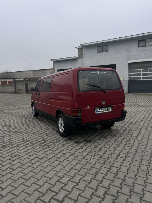 Volkswagen T4 1995 2.4