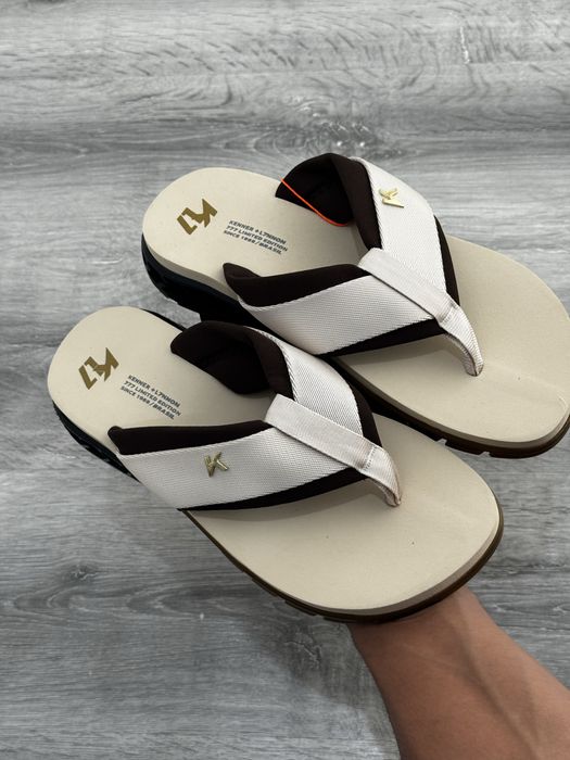 Chinelo tamanho 41 e 42