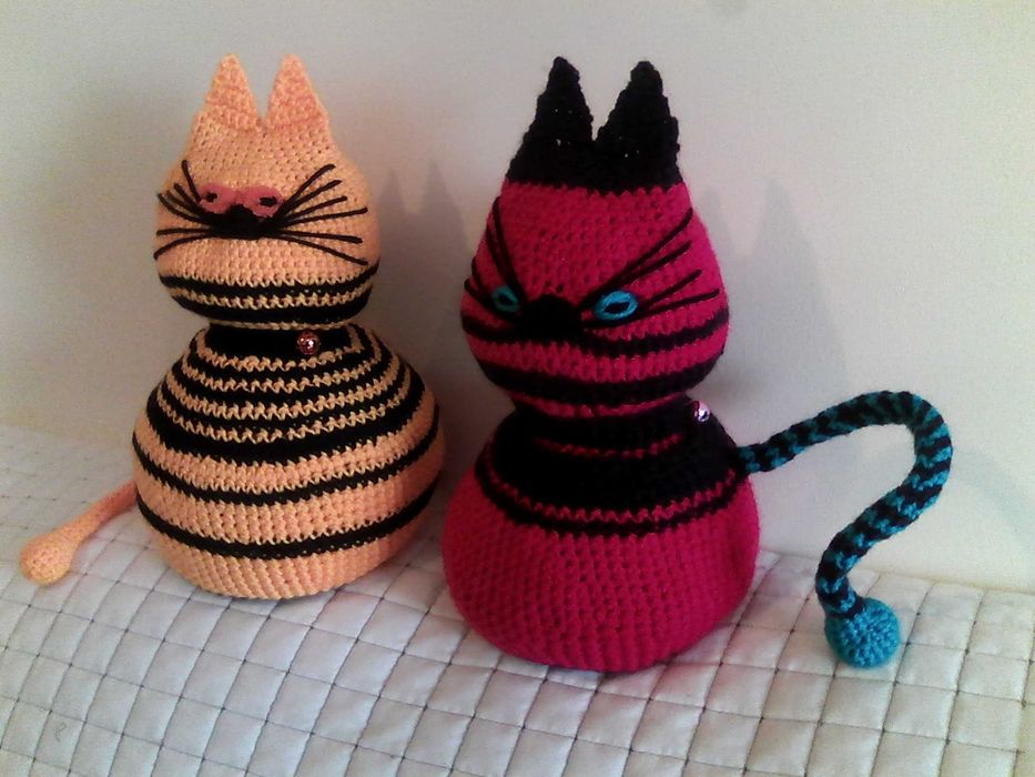 GATOS - BONECOS Amigos do Ambiente, de crochet feitos à mão