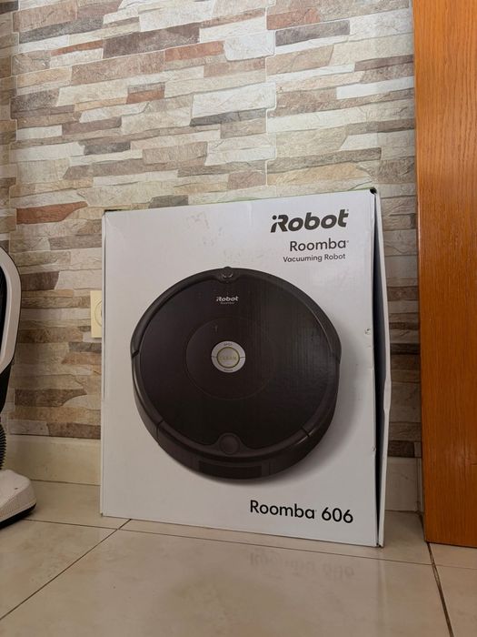 Vendo aspirador IRobot Roomba 606