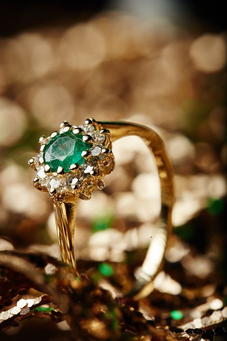 Pierścionek Złoty Diamenty Szmaragd 585