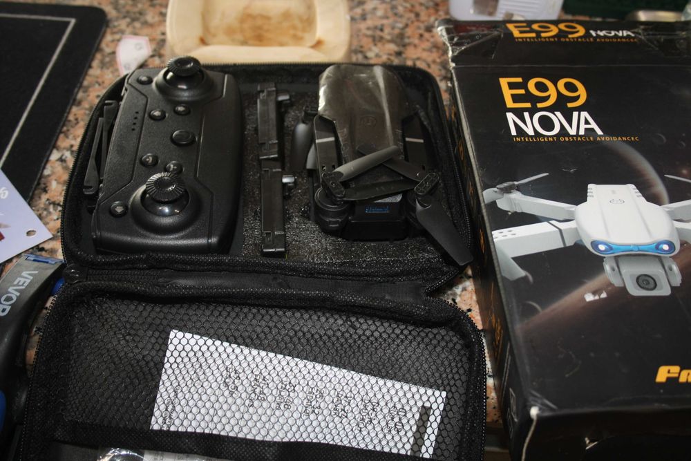 DRONE e99 completamente novo