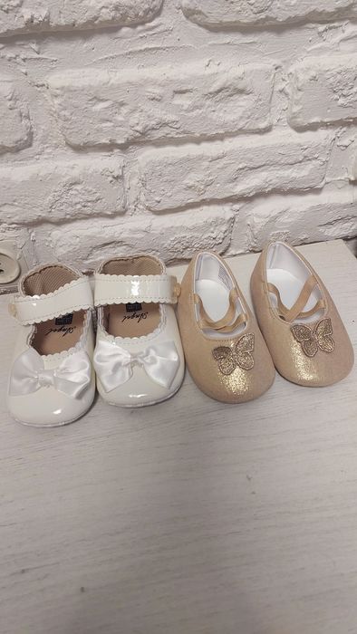 Продам туфельки пинетки на 1 год