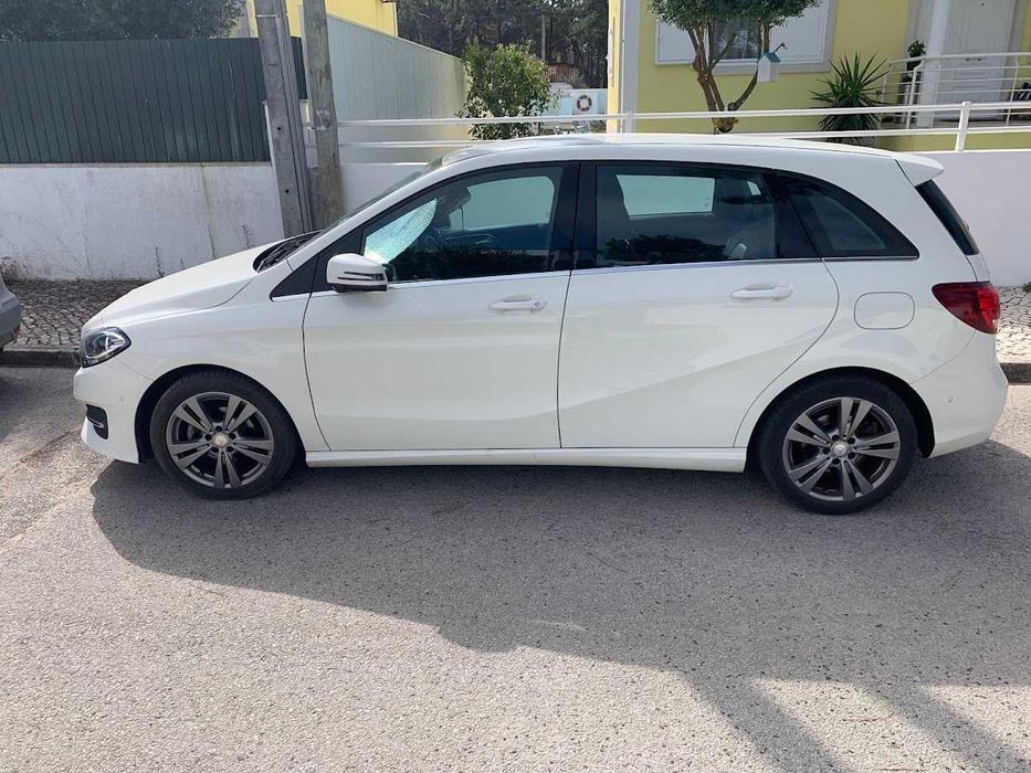 Vendo Mercedes B180 D em otimo estado — photo 2
