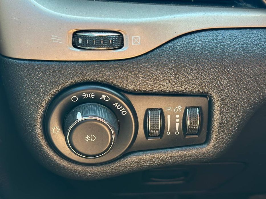 Jeep Cherokee №4703 (ВНЕСОК від 10%) Альянс Авто Кривий Ріг