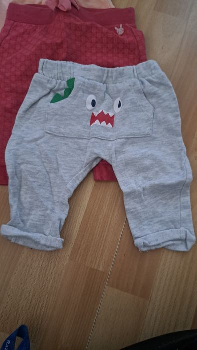 Spodenki niemowlęce