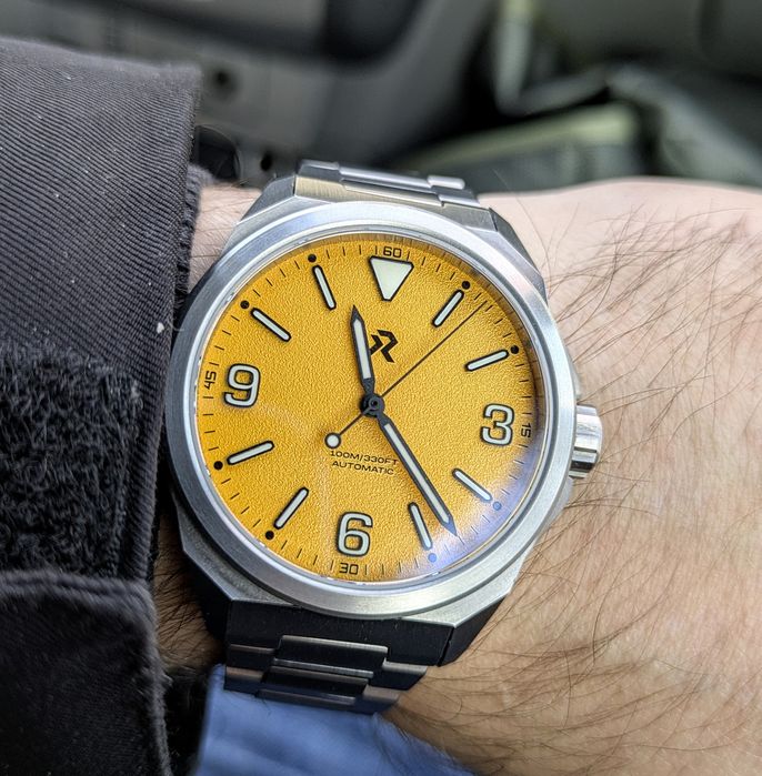 Zegarek RZE Resolute 40mm utwardzony tytan