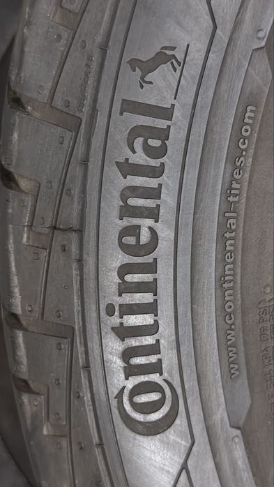 Pneus 185/75r16c Continental ContiVanContact com 100% de piso
