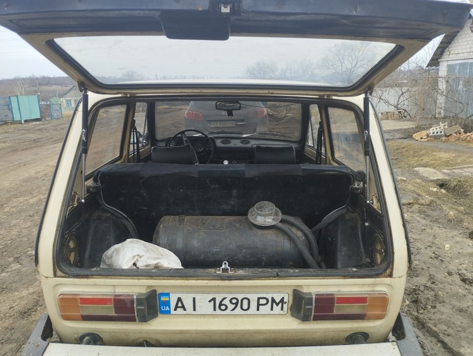 Продам ВАЗ Нива 2121
