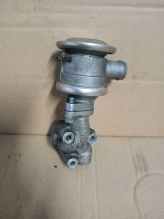 Zawór EGR Passat b5 lift 1.8 T 06B131101C