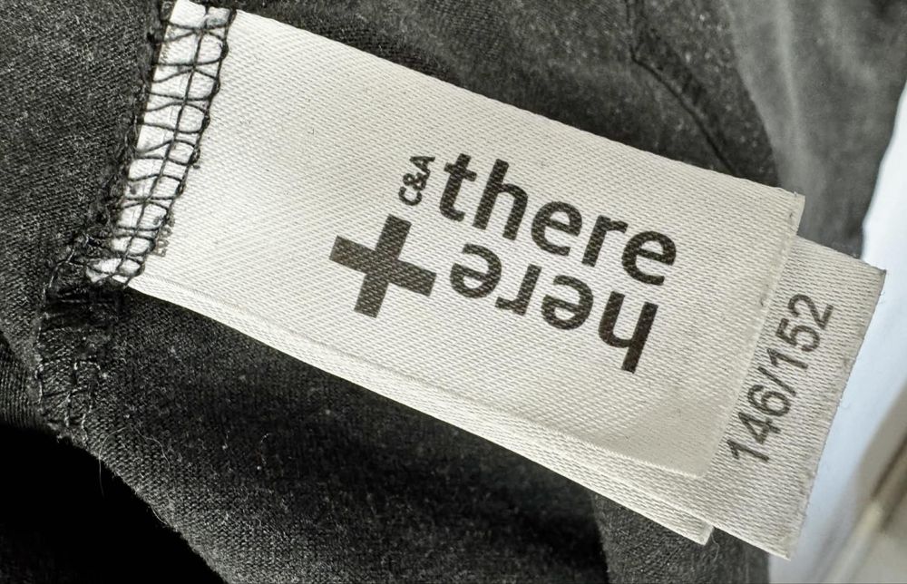 Longsleeve C&A Here+There | DWD Party Beats | Rozm. 146/152