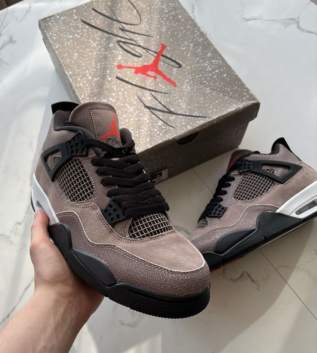 Кросівки Air Jordan 4 Retro Taupe Haze - DB0732 200