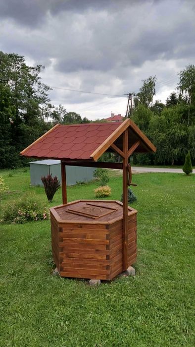 Obudowa Studni ozdobna, drewniana