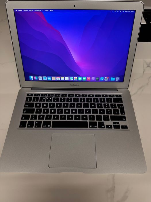MacBook Air 13" 2017 i5 (com carregador e caixa, ótimo estado)