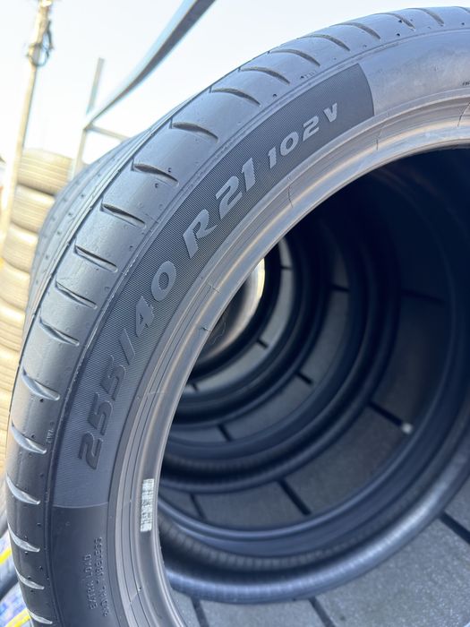 Шини б/у 255/40 R21 Pirelli 4шт