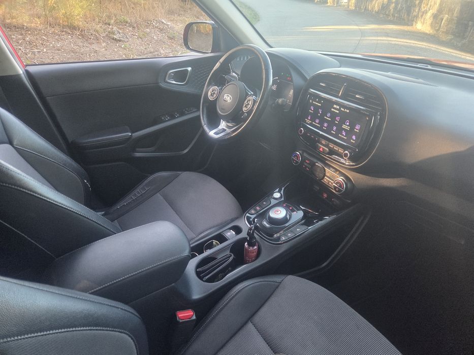 Kia e-Soul 64KWh 204cv
