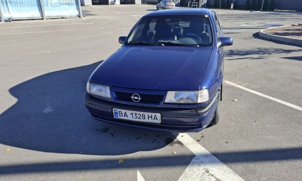Opel Vectra 1.6 (1995 рік)